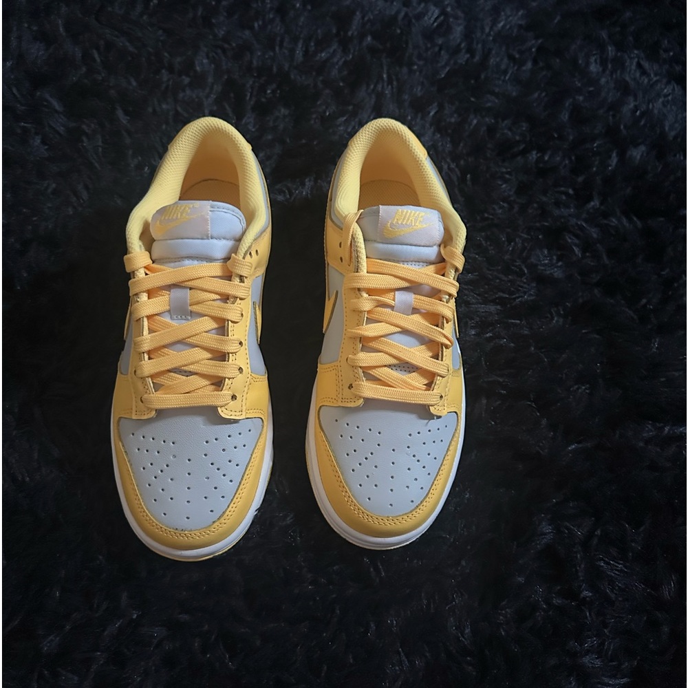Nike dunk low Citron pulse